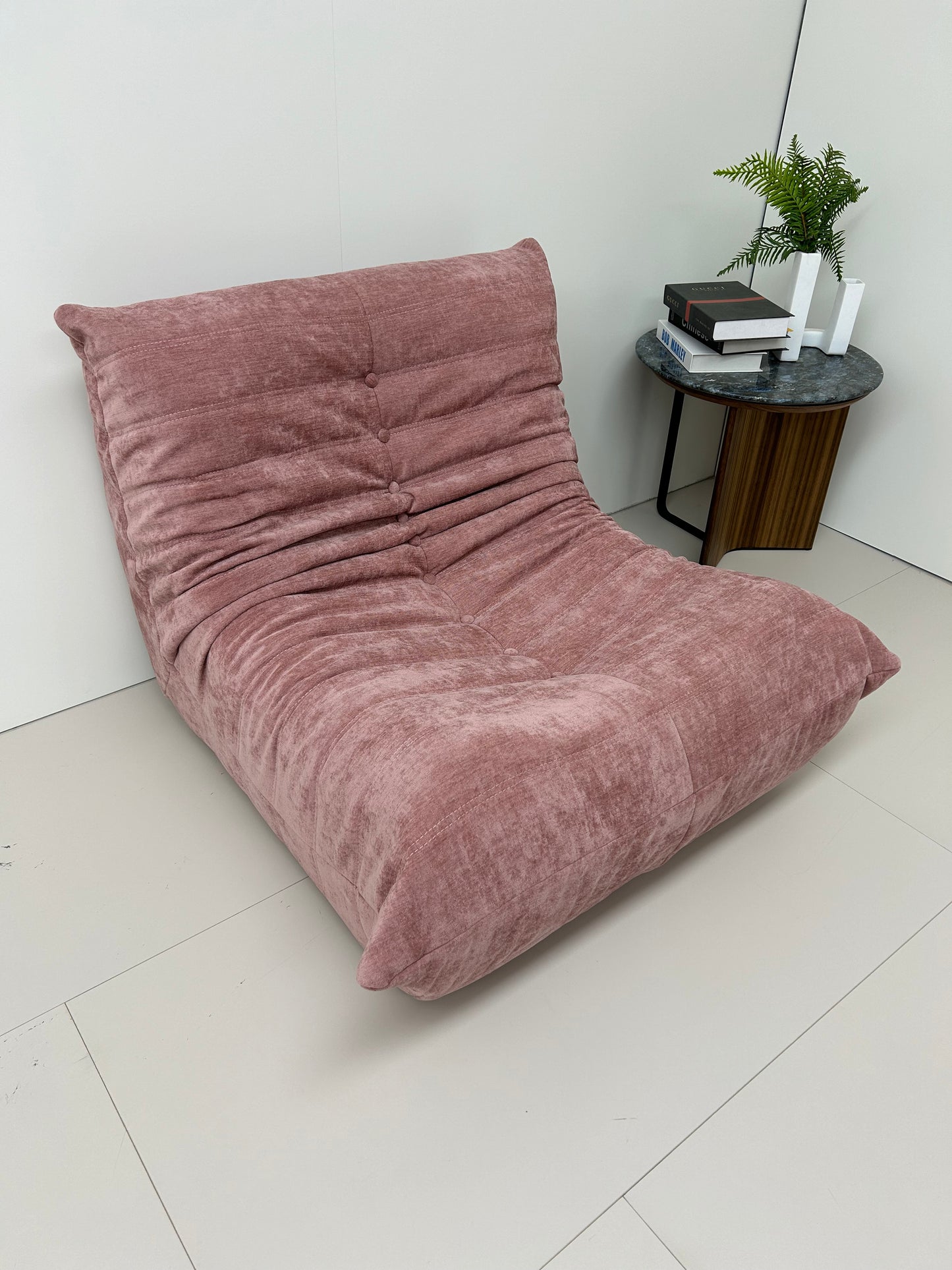 Caterpillar Single Seat Sofa