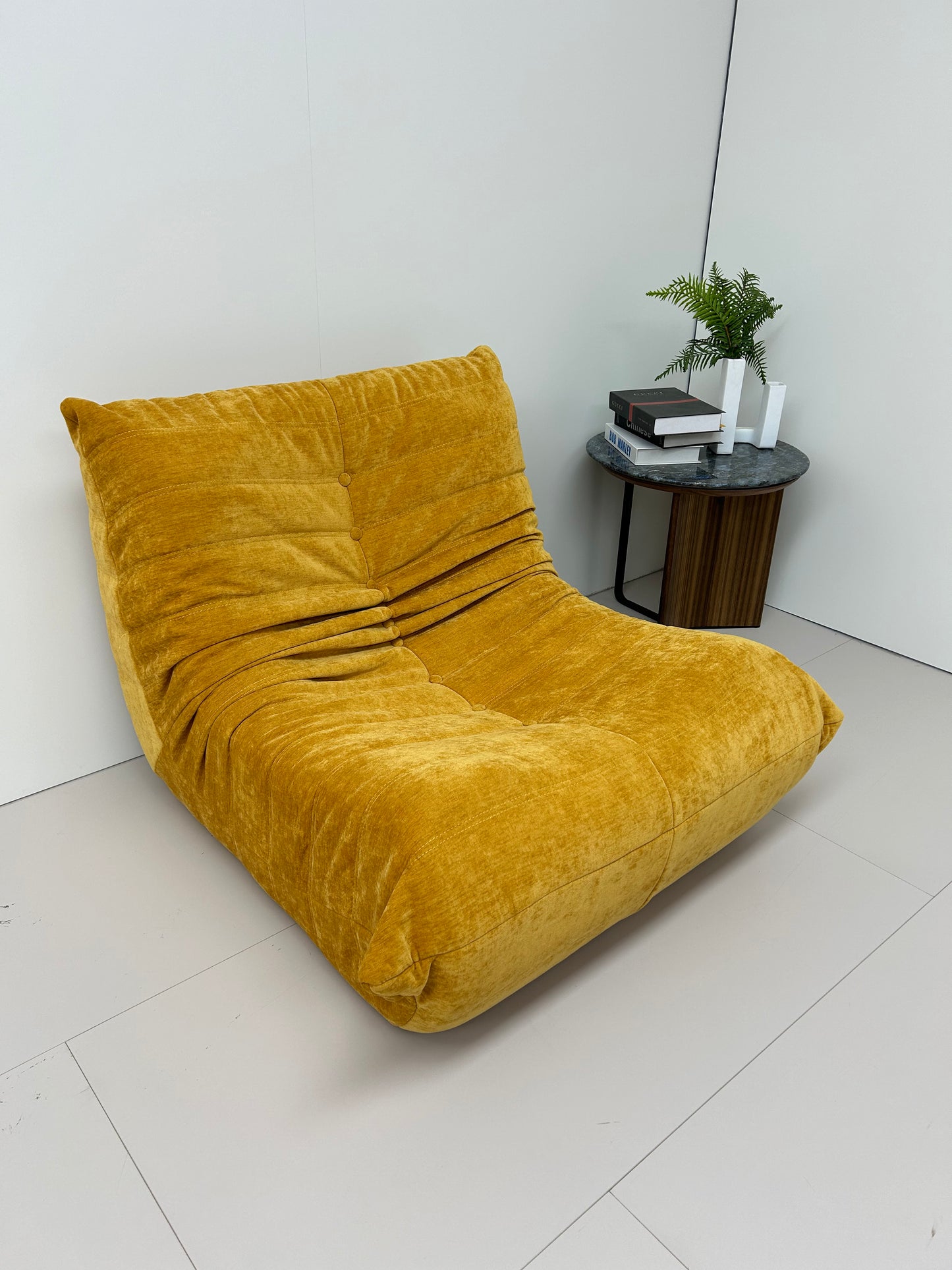 Caterpillar Single Seat Sofa