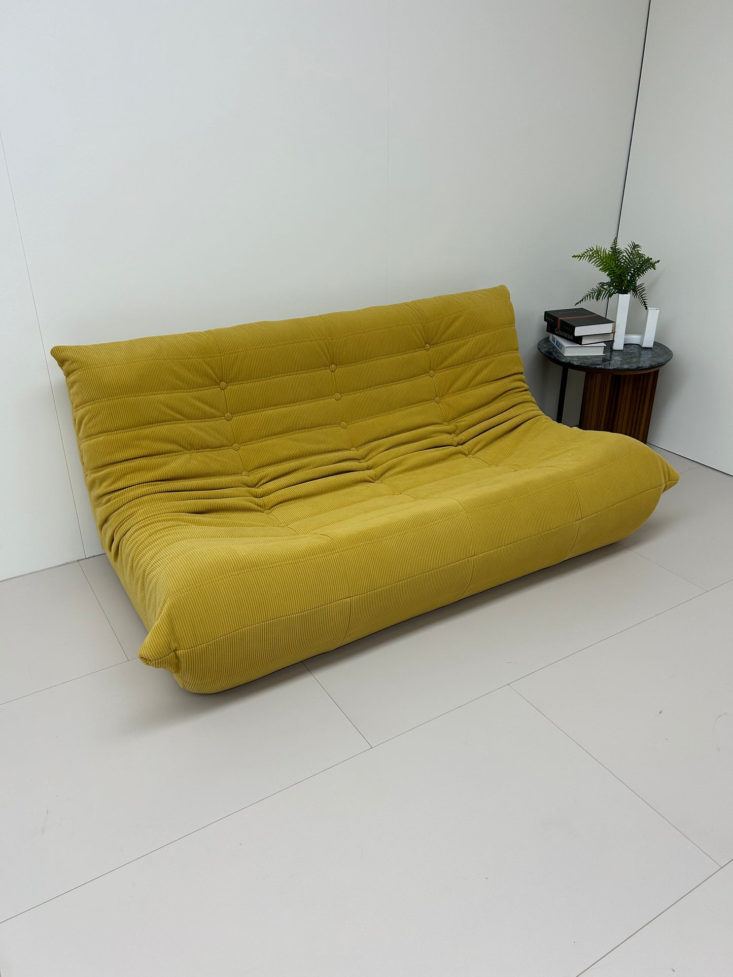 Caterpillar Single Seat Sofa