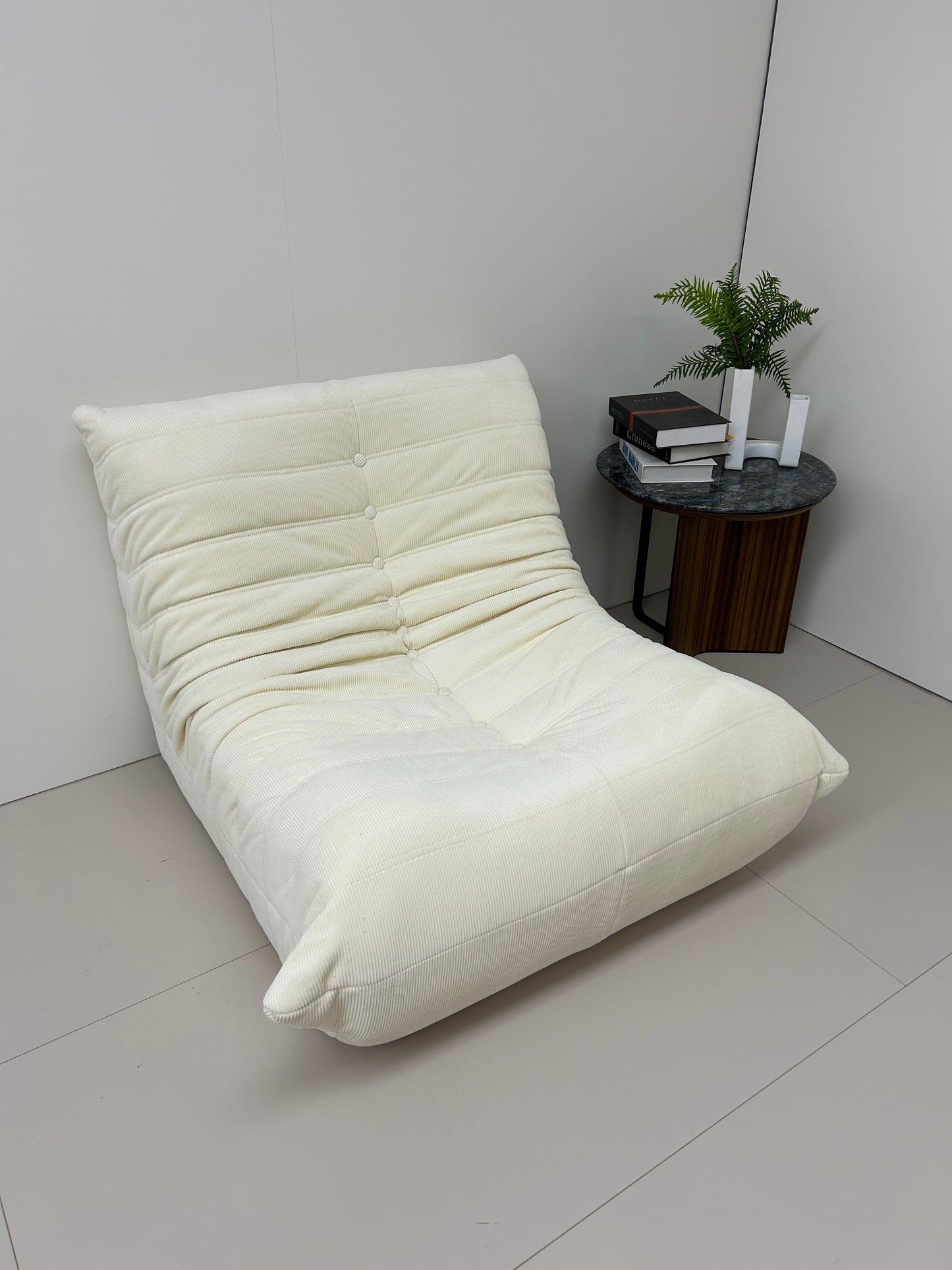 Caterpillar Single Seat Sofa