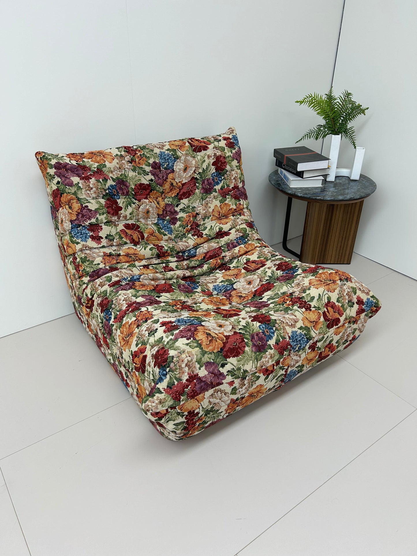 Caterpillar Single Seat Sofa