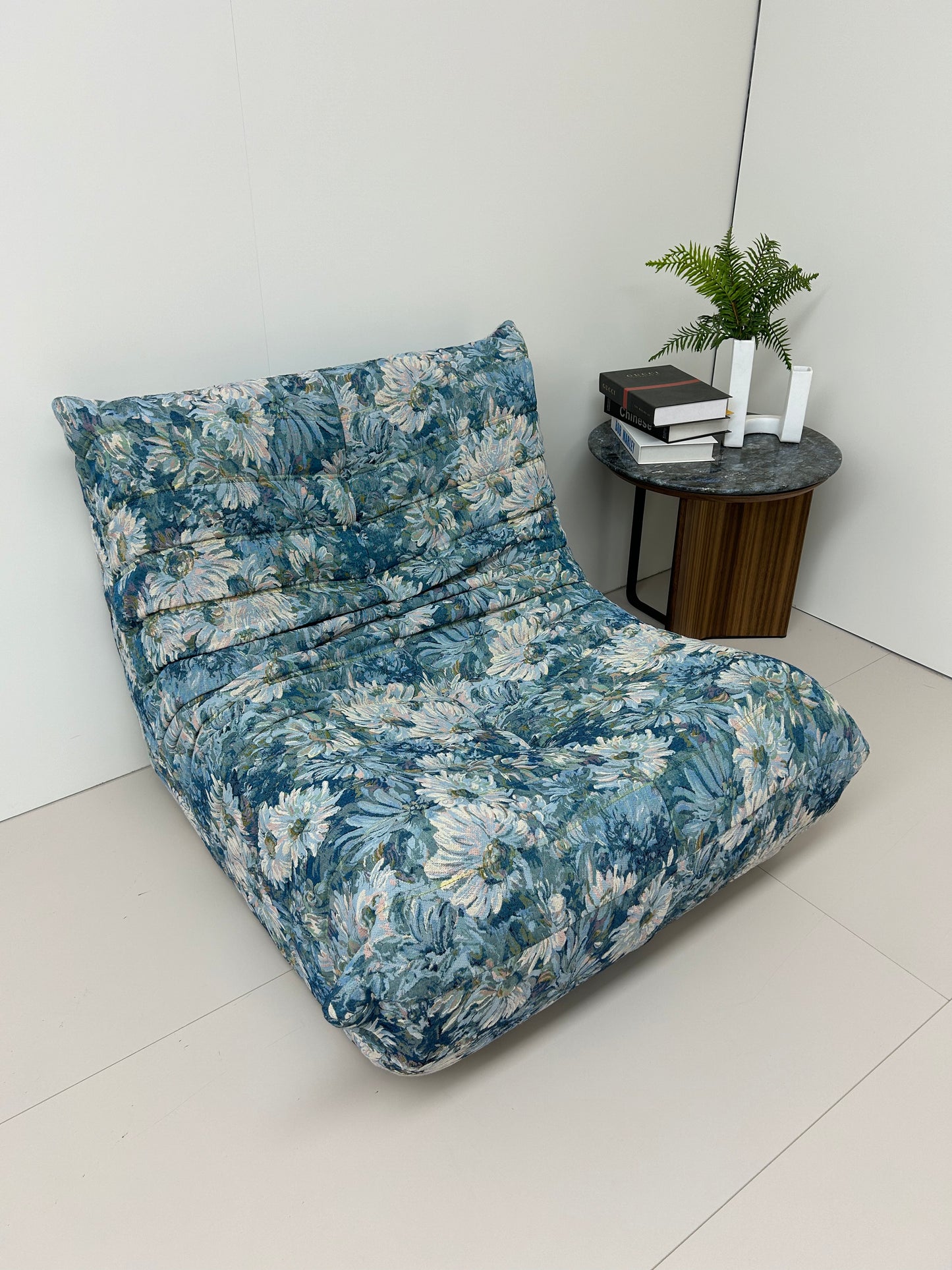 Caterpillar Single Seat Sofa