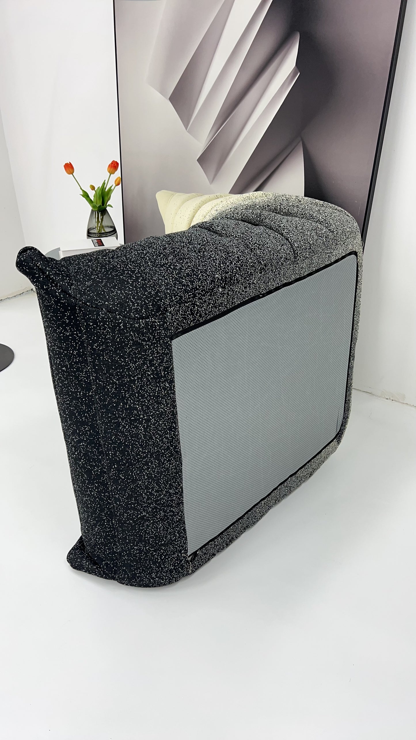 Caterpillar Single Seat Sofa